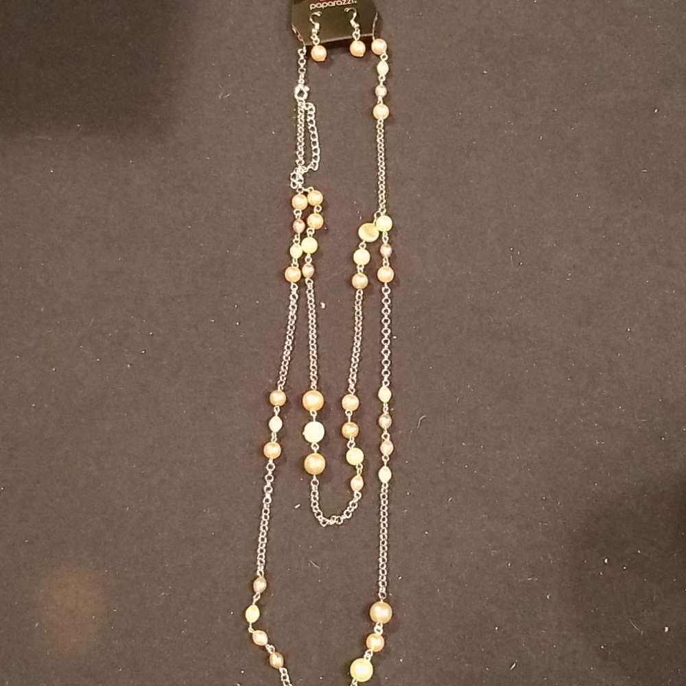 New in package necklace and earrings